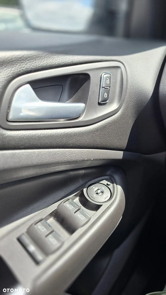 Ford Kuga 1.6 EcoBoost FWD Titanium ASS - 15