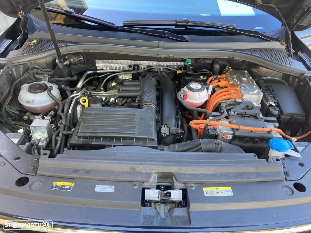 VW Tiguan 1.4 TSI eHybrid R-Line DSG - 26