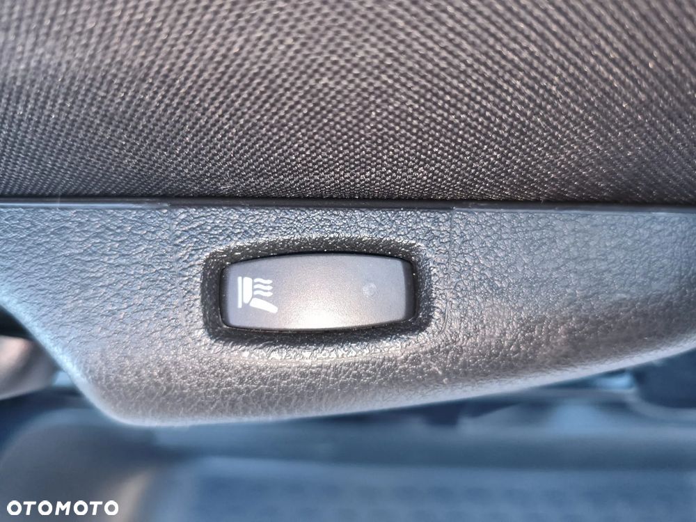 Renault Trafic 2.0 dCi - 29