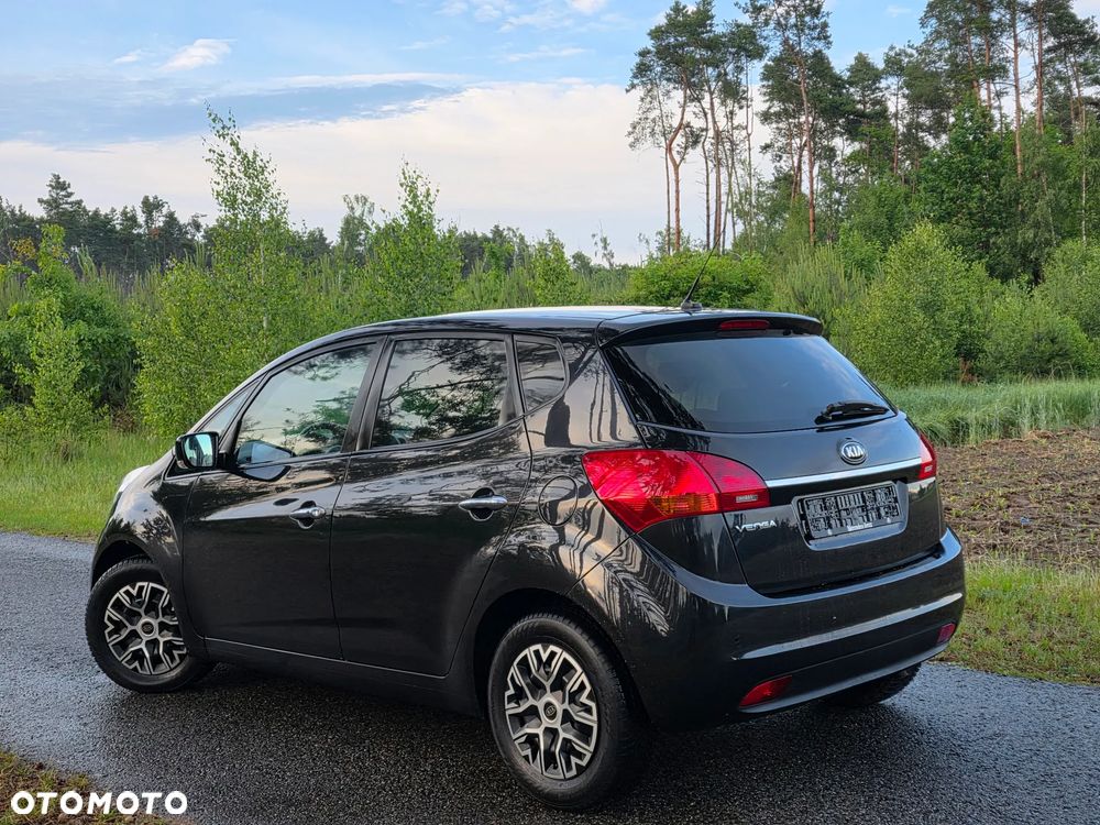Kia Venga 1.6 CVVT Automatik Dream-Team Edition - 4