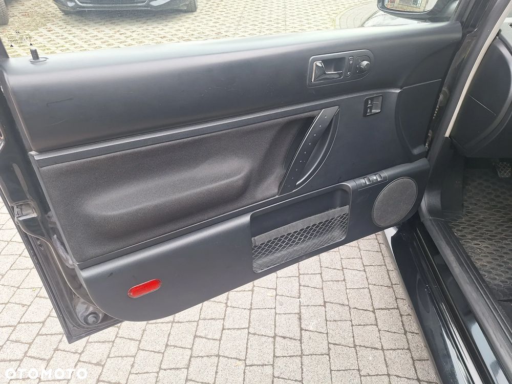 Volkswagen New Beetle 1.9 TDI DPF United - 13