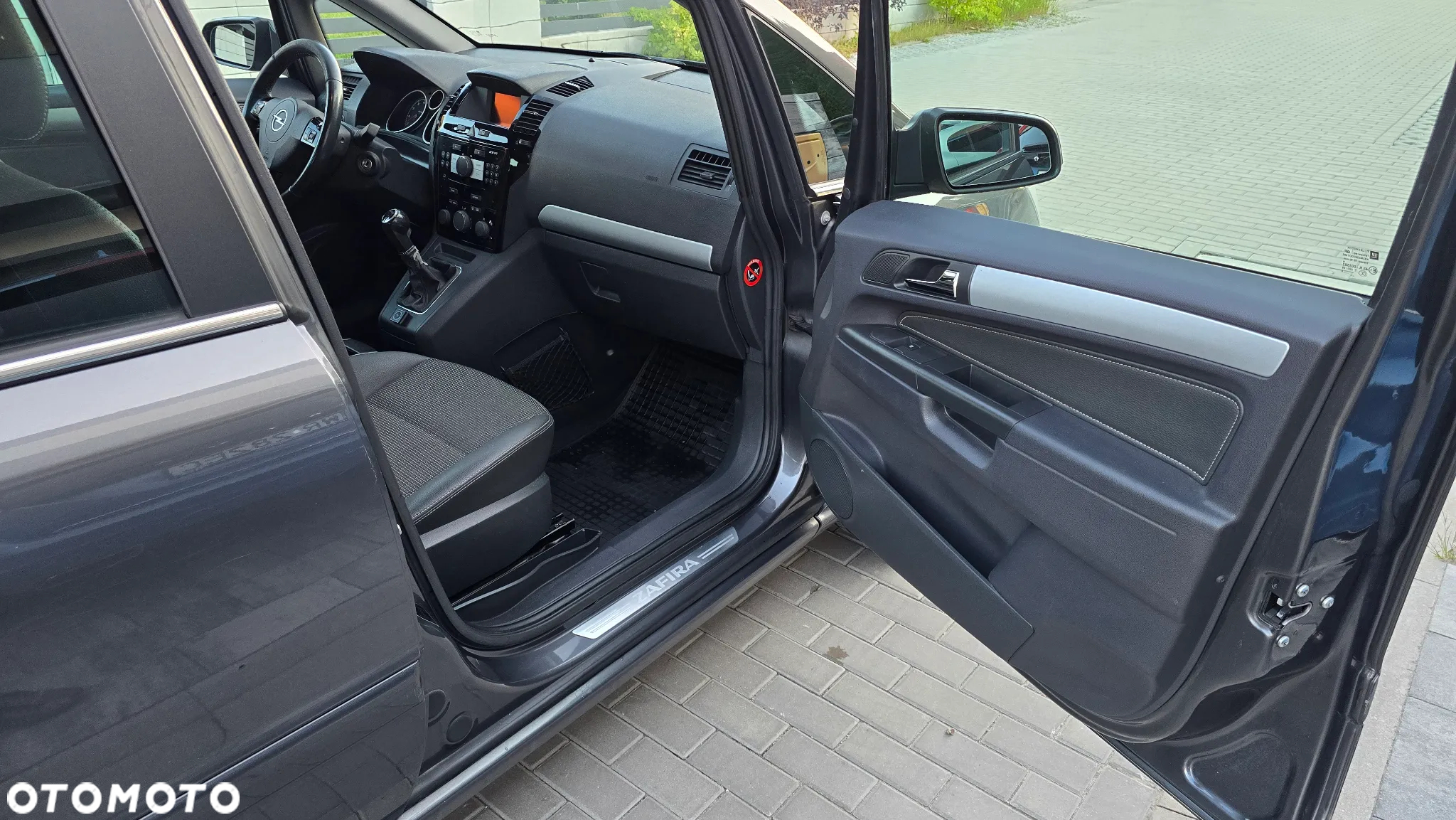 Opel Zafira 1.8 Essentia - 23