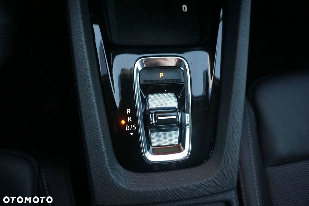 Skoda Octavia 2.0 TDI Sportline DSG - 16