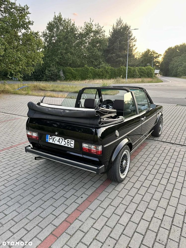 Volkswagen Golf 1.8 GL - 23