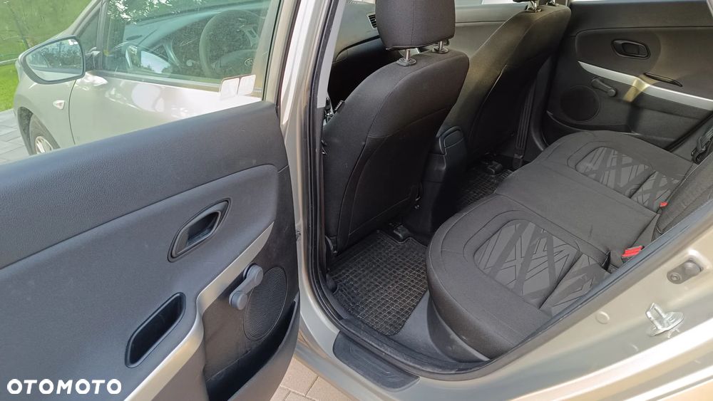 Kia Ceed 1.6 CRDi M - 9