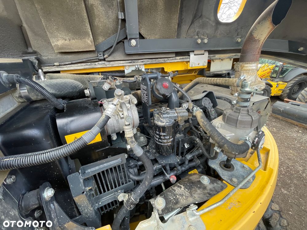 Komatsu PW 98 - 11