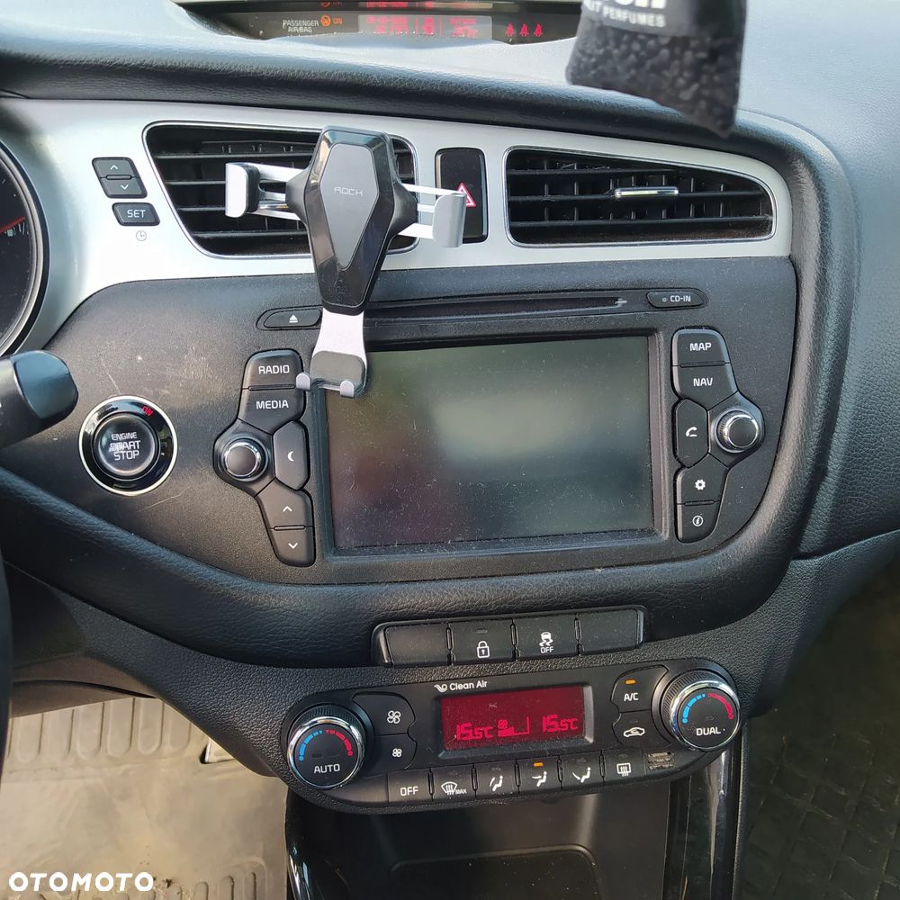 Kia Ceed 1.6 GDI DCT Spirit - 9