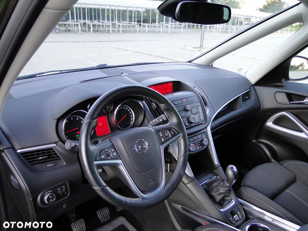 Opel Zafira Tourer 1.4 Turbo Active - 10