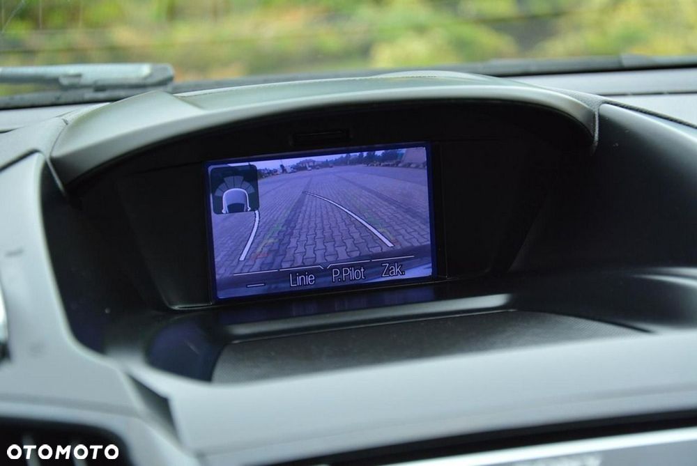 Ford Kuga 1.6 EcoBoost 4WD Titanium - 29