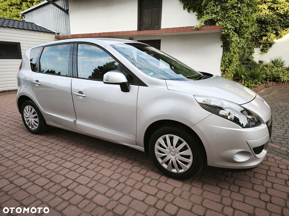Renault Scenic 1.6 16V 110 TomTom Edition - 6