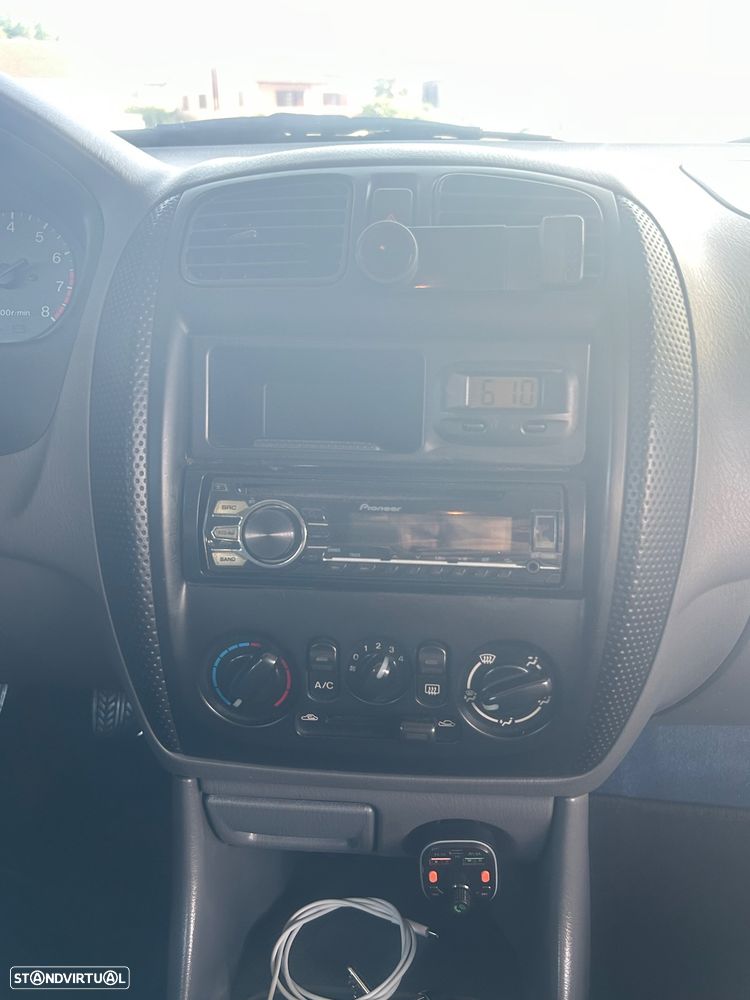 Mazda 323 1.3 - 5