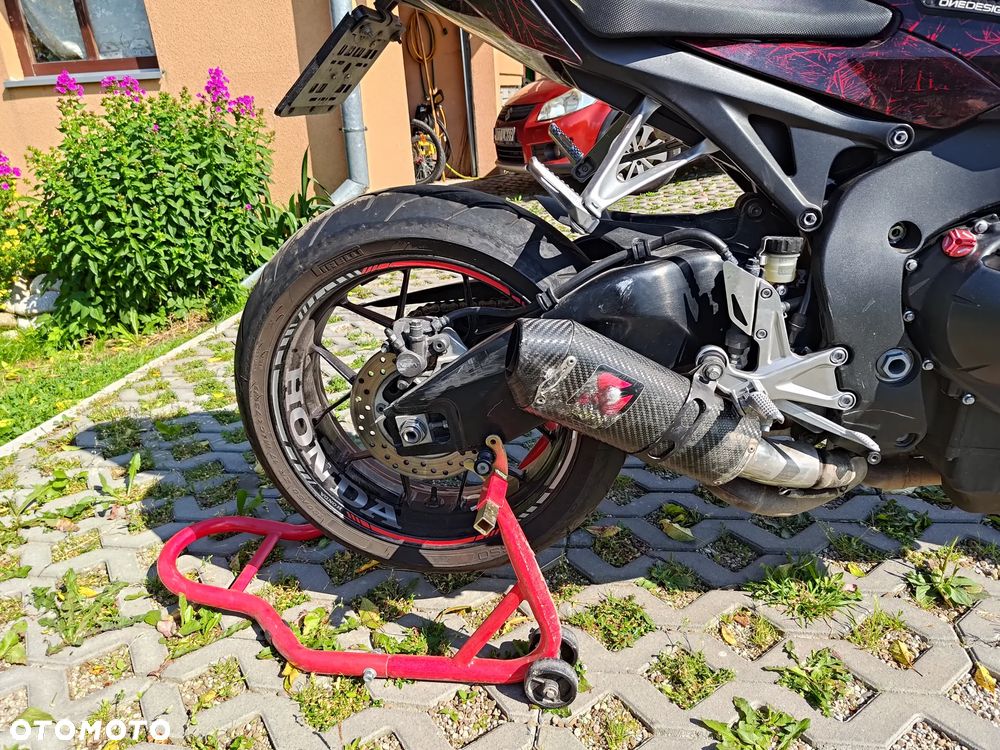 Honda CBR - 9