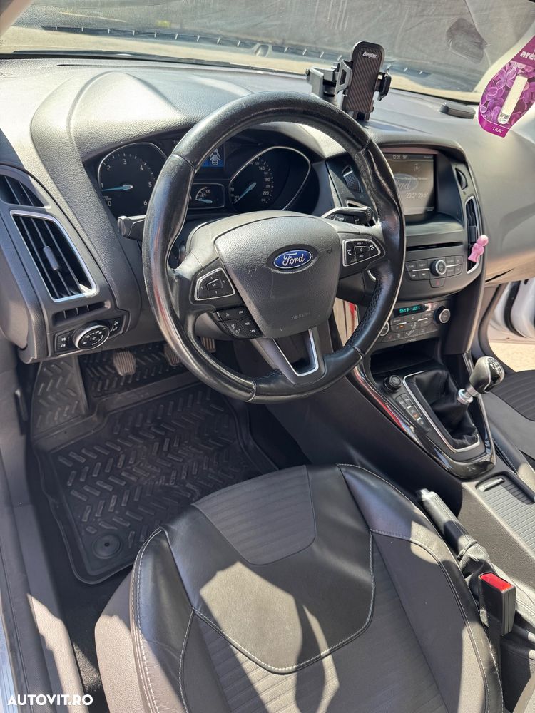 Ford Focus 1.5 TDCi Trend - 8