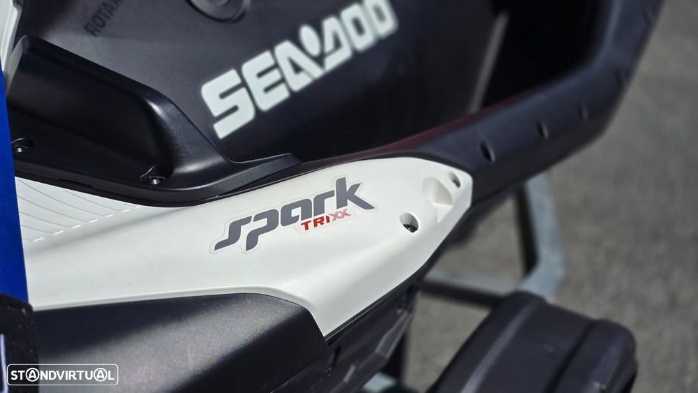 Sea-Doo Spark Trixx 2UP - 2