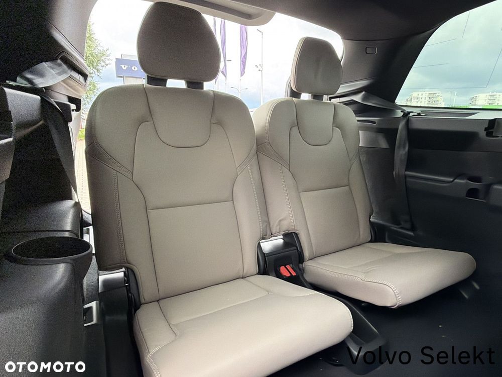 Volvo XC 90 - 18