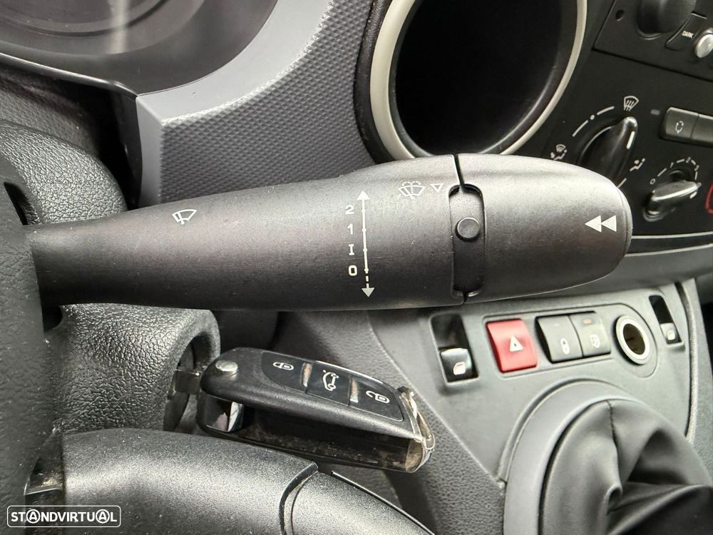 Citroën Berlingo 1.6 HDi 800 Longo Club - 18