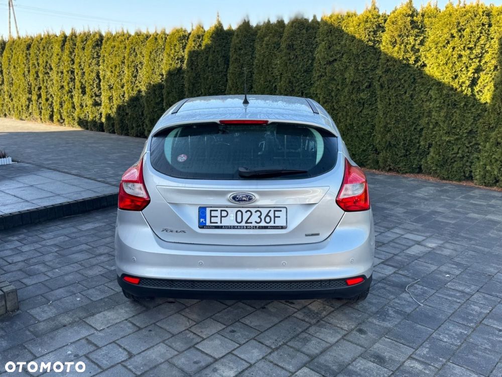 Ford Focus - 8