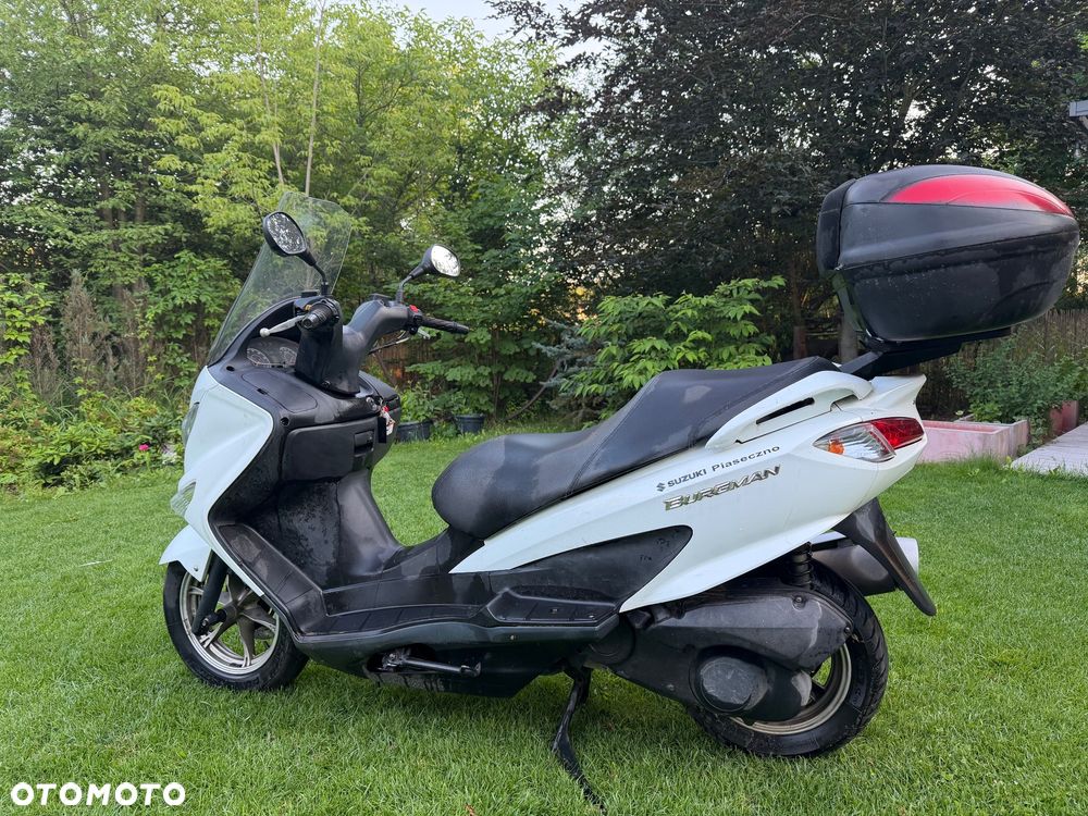 Suzuki Burgman - 5