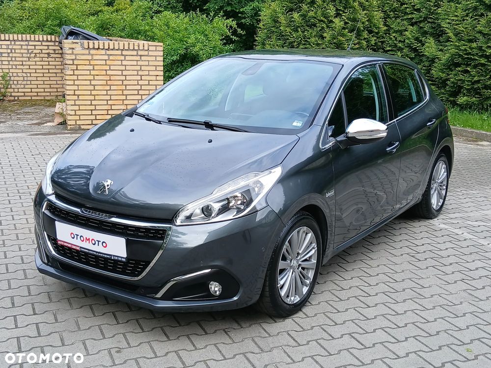 Peugeot 208 - 29