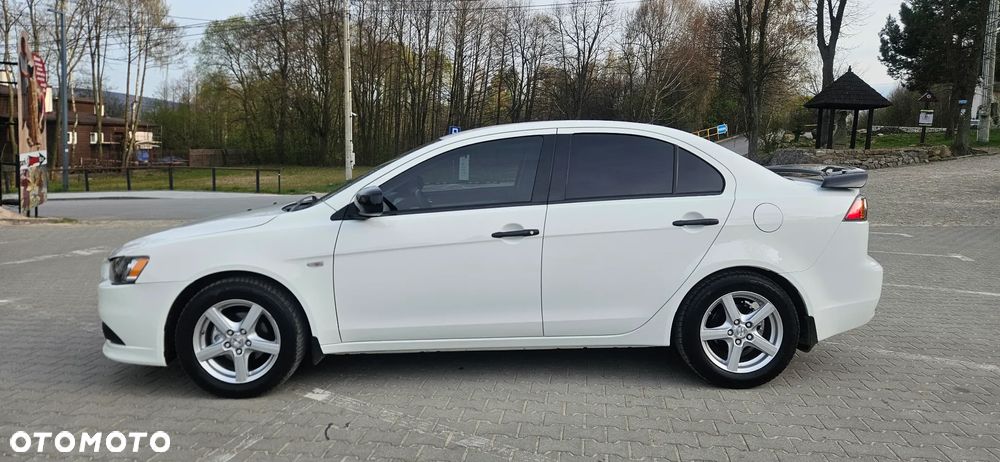 Mitsubishi Lancer 1.6 Inform - 8