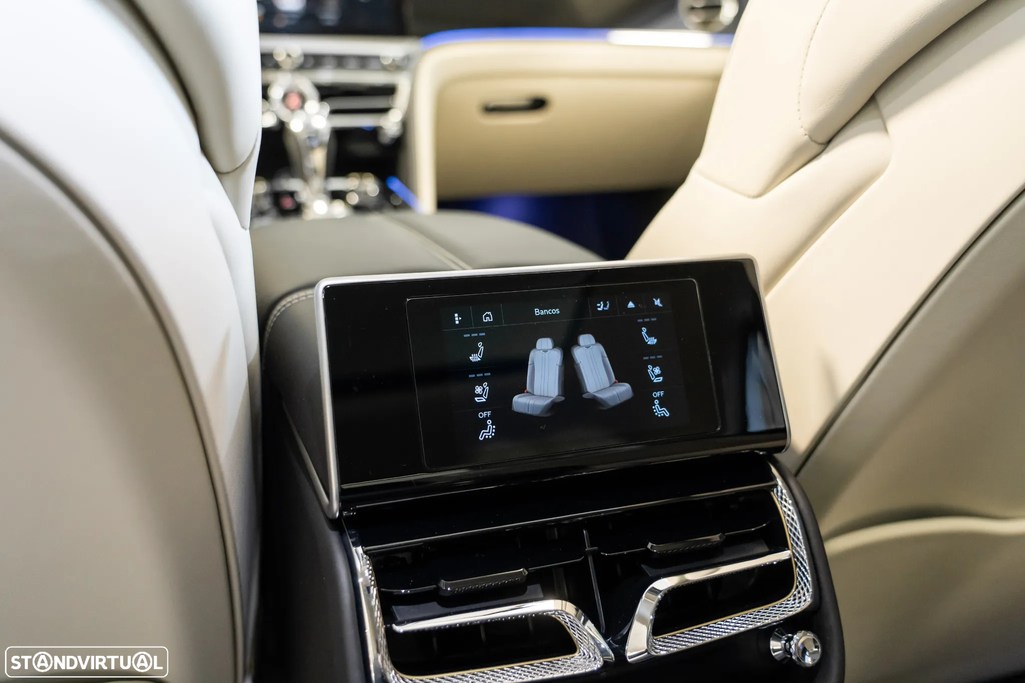 Bentley Flying Spur V8 Azure - 13