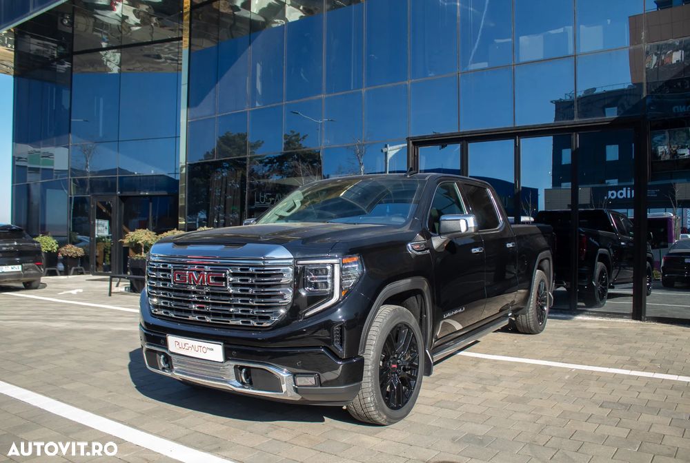 GMC Sierra - 1