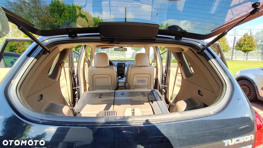 Hyundai Tucson 2.0 CRDi Premium - 17