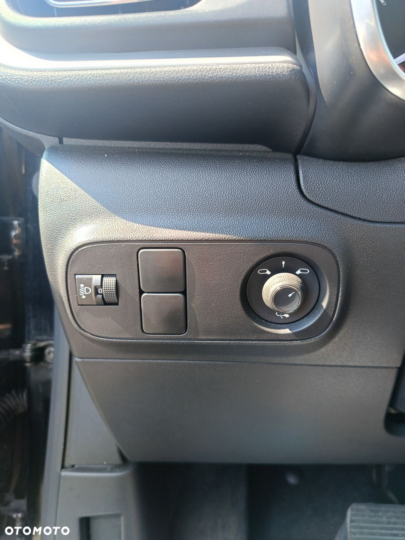 Citroën C3 1.2 PureTech Shine EAT6 - 17