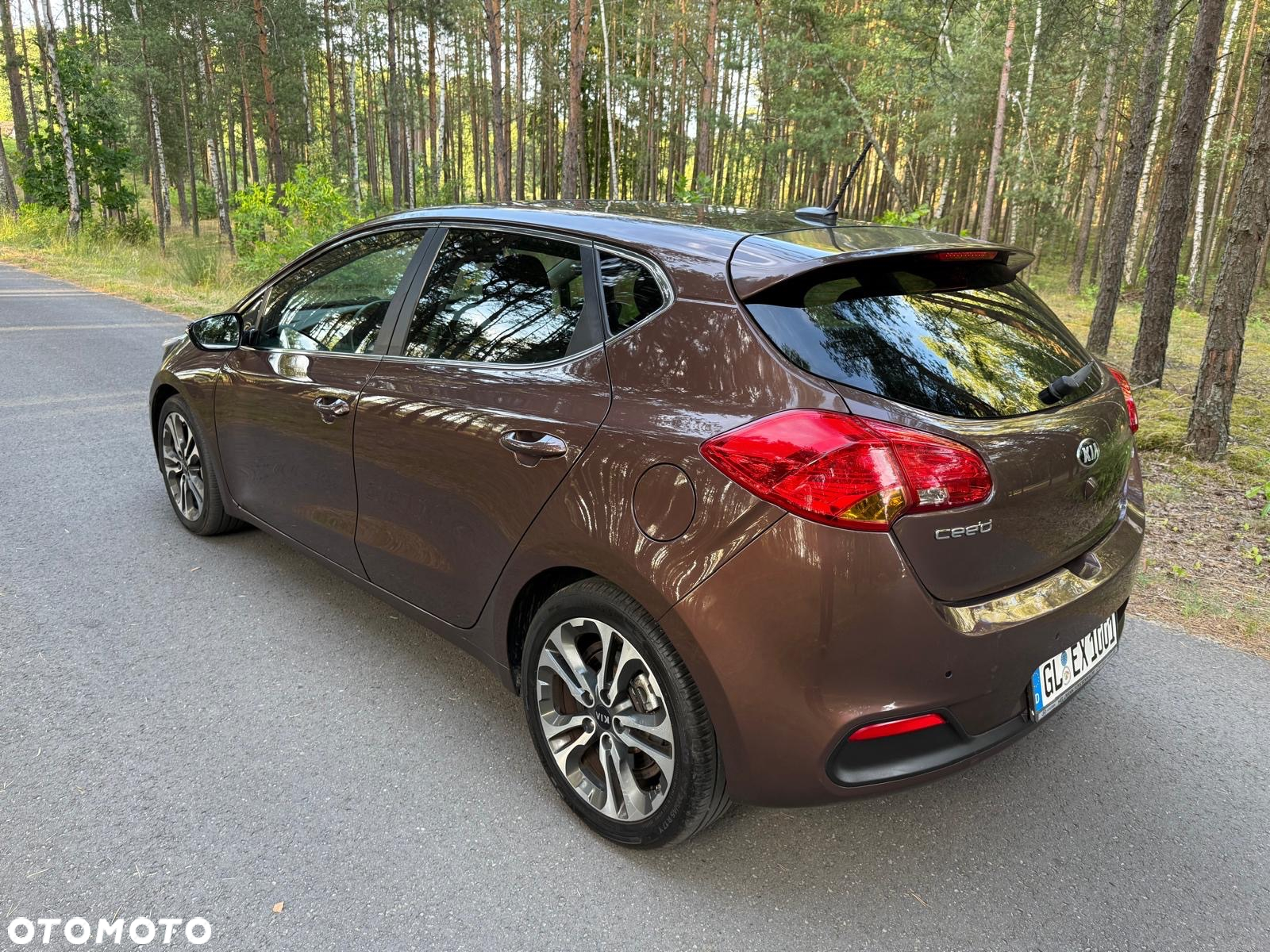 Kia Ceed 1.6 GDI Fifa World Cup Edition - 7