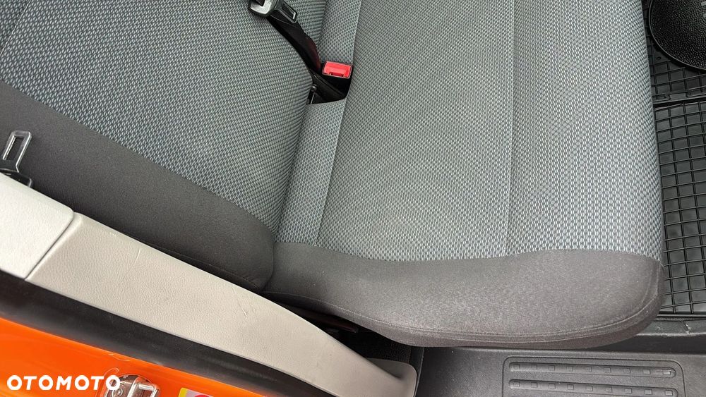 Volkswagen Transporter - 21