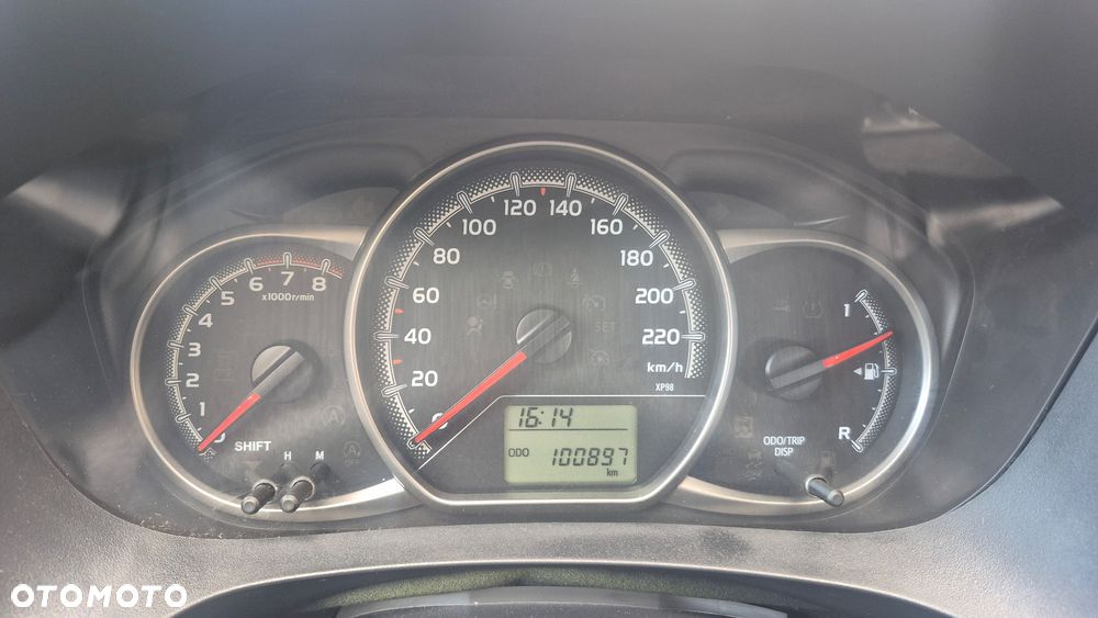 Toyota Yaris 1.0 Active - 12