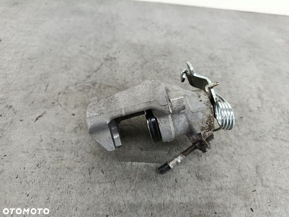 ZACISK HAMULCOWY LEWY TYŁ VW PASSAT B5 FL 4B2011L PROFIPOWER 1.9 TDI - 4