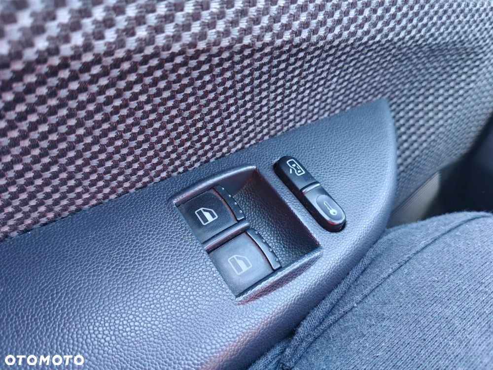 Skoda Fabia 1.4 16V Active - 20