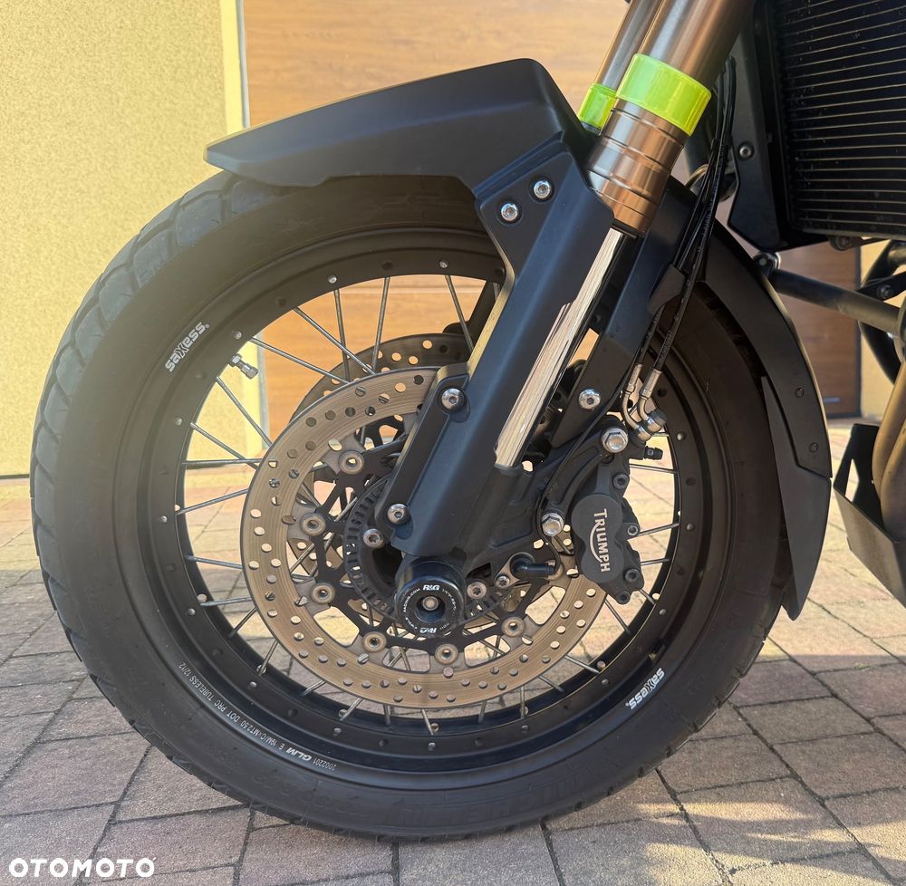 Triumph Tiger - 8