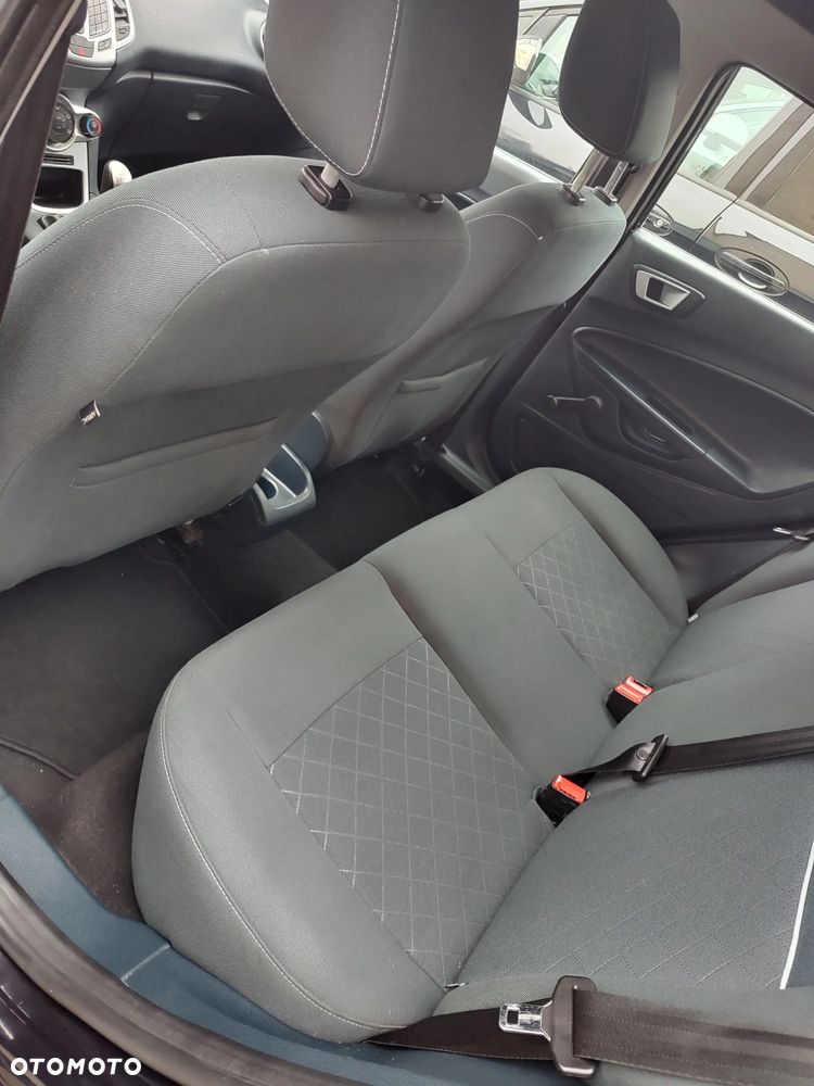 Ford Fiesta 1.25 Champions Edition - 17