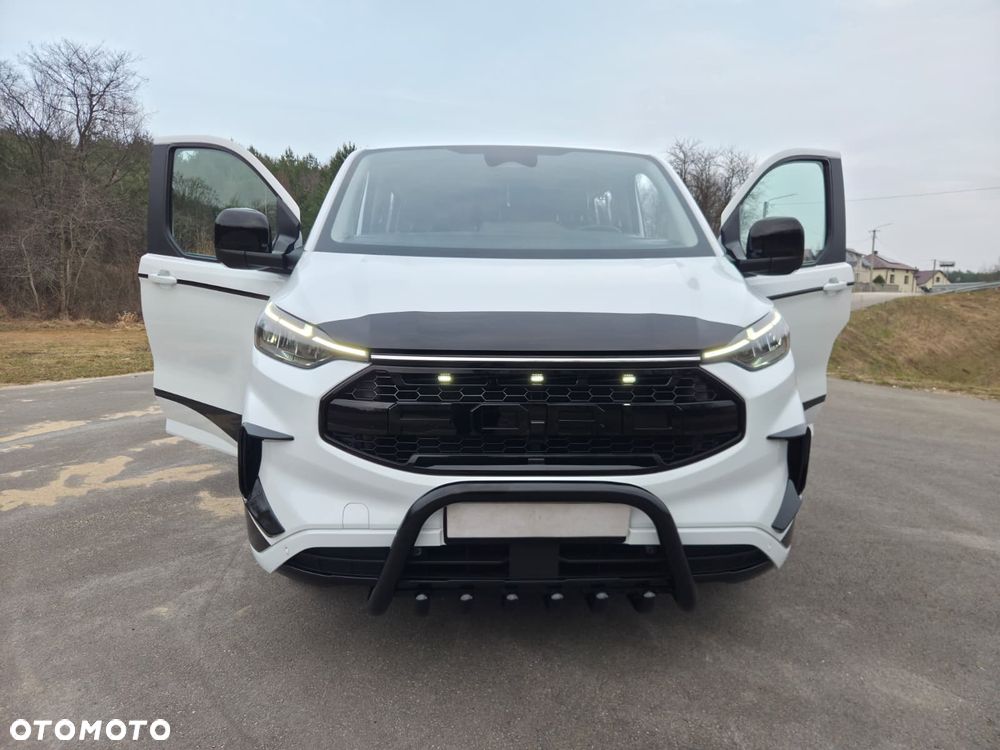 Ford Tourneo Custom L2H1 VA Titanium - 38
