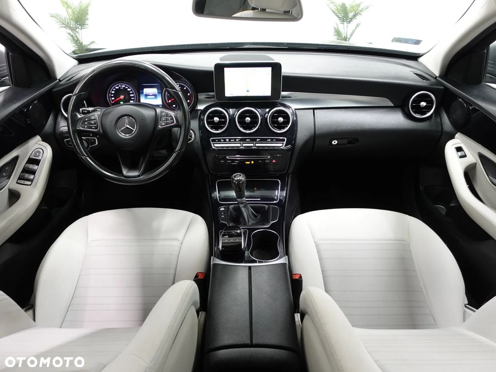 Mercedes-Benz Klasa C 180 (BlueTEC) d - 29