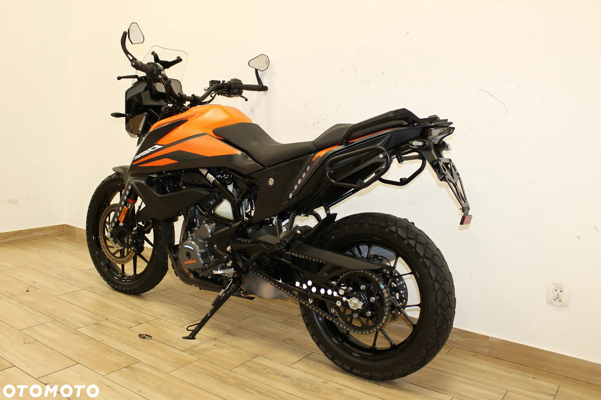 KTM Adventure - 15