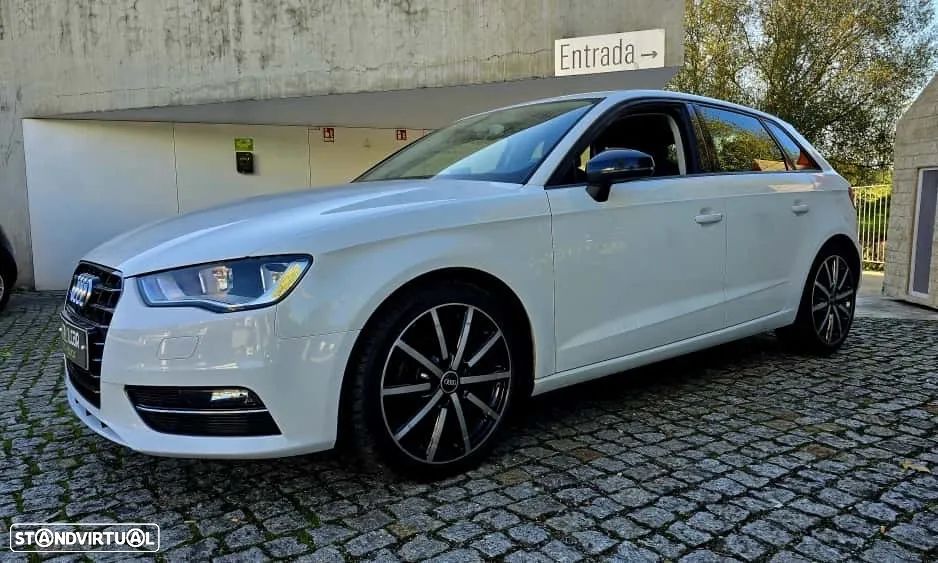 Audi A3 Sportback 1.6 TDI Ambiente - 3