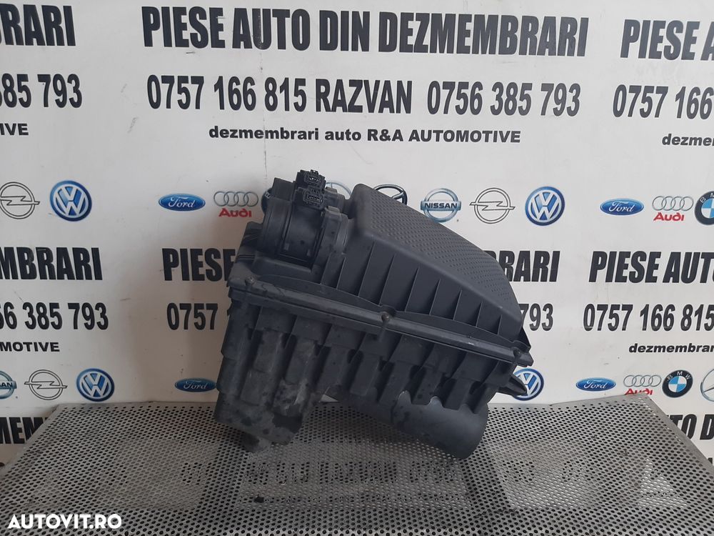 Carcasa Filtru Aer Debitmetru Aer Land Rover Range Rover Vogue 3.6 Tdv8 Motor 368DT An 2005-2006-20 - 2