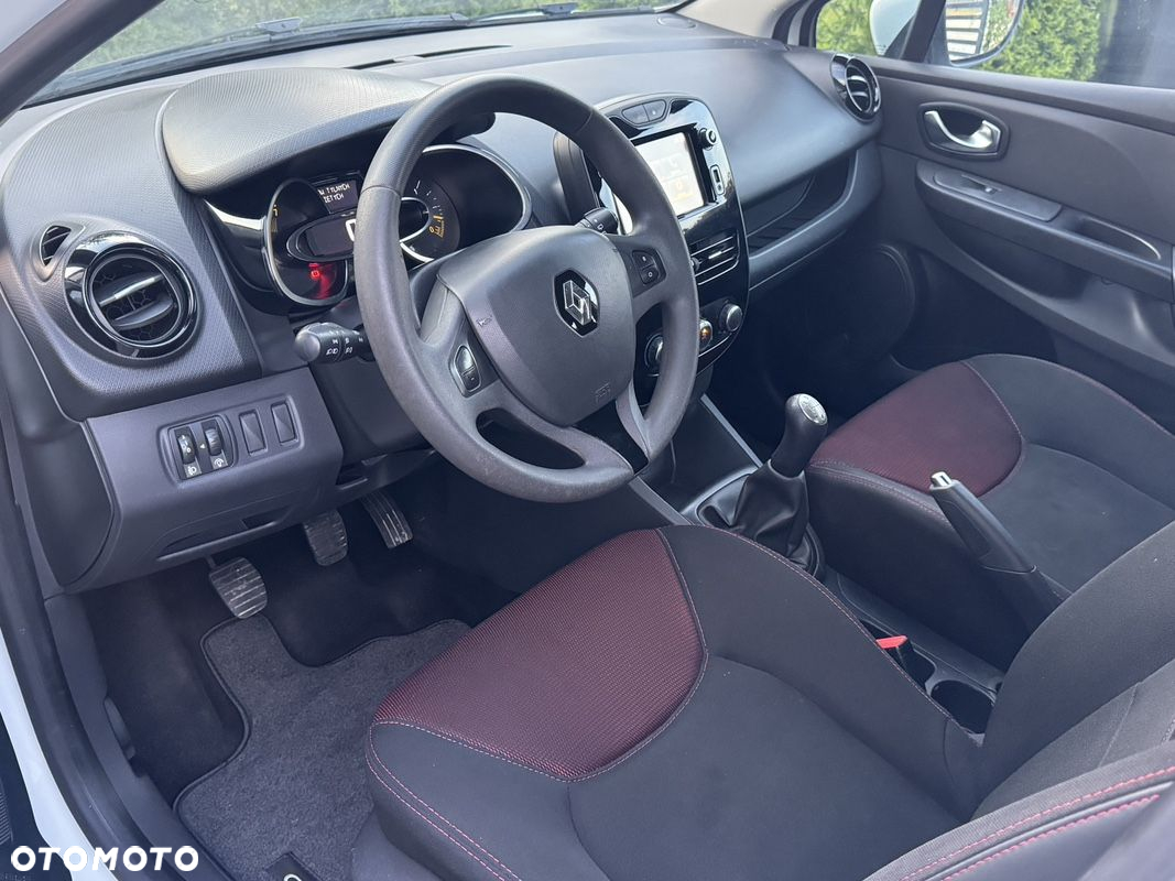 Renault Clio - 15