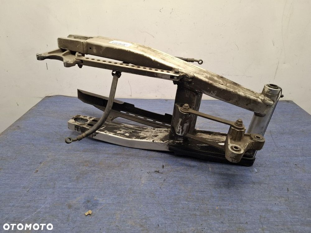 YAMAHA FAZER FZS 1000 WAHACZ TYŁ CENTRALNY - 2