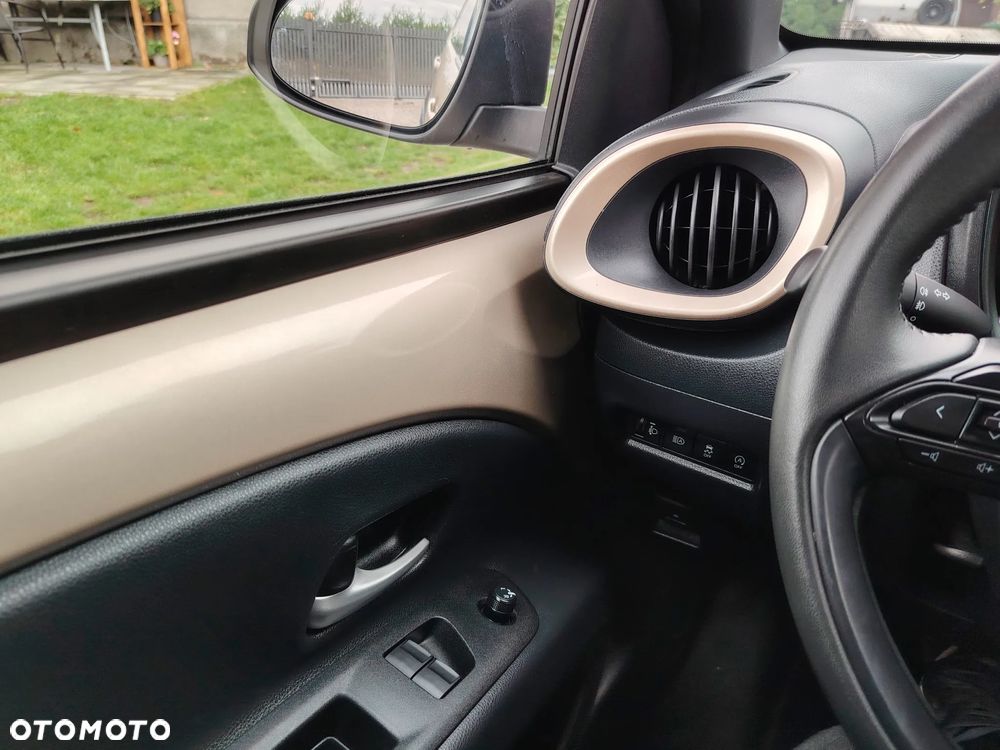 Toyota Aygo X 1.0 VVT-i Style CVT - 30