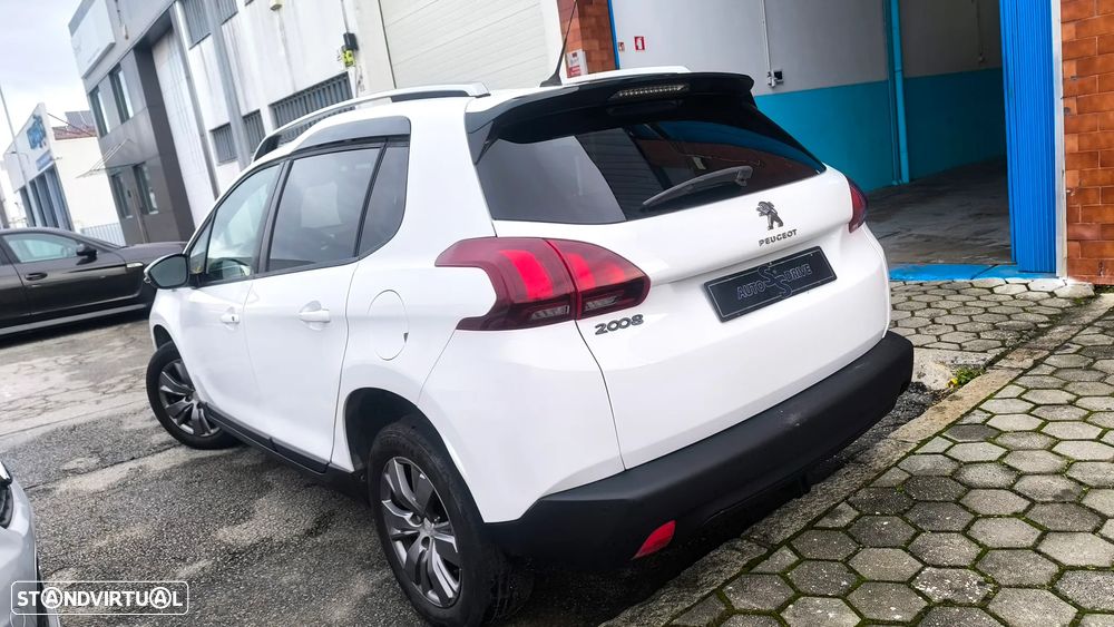 Peugeot 2008 1.6 BlueHDi Style - 12