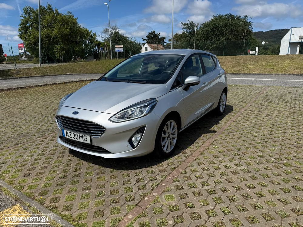 Ford Fiesta 1.0 EcoBoost Powershift Titanium - 4