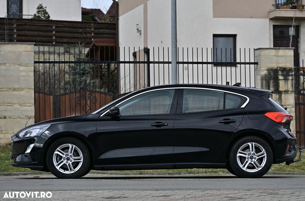 FORD Focus 2019 — imagine 4