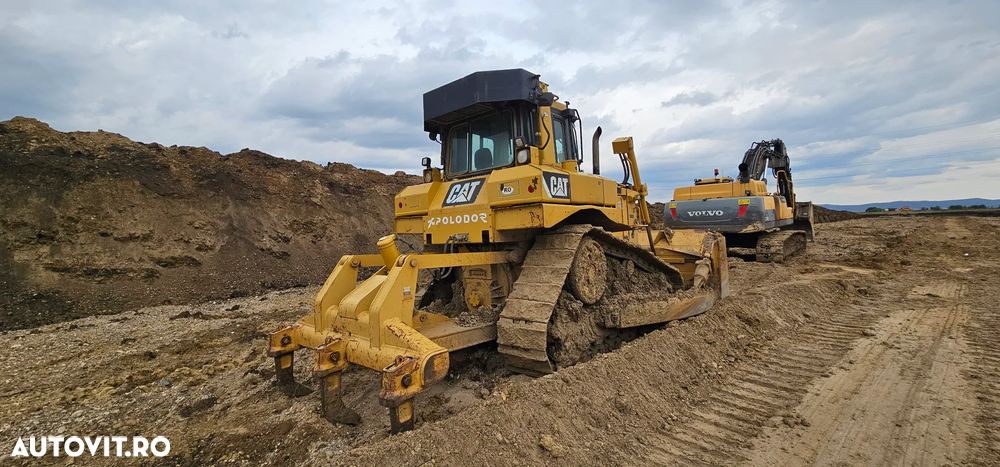 Caterpillar CAT D6T LGP Buldozer - 3