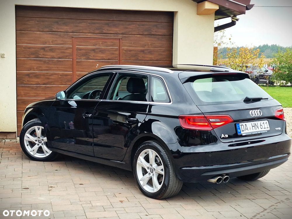 Audi A3 Sportback 1.4 TFSI CoD Ambiente - 24