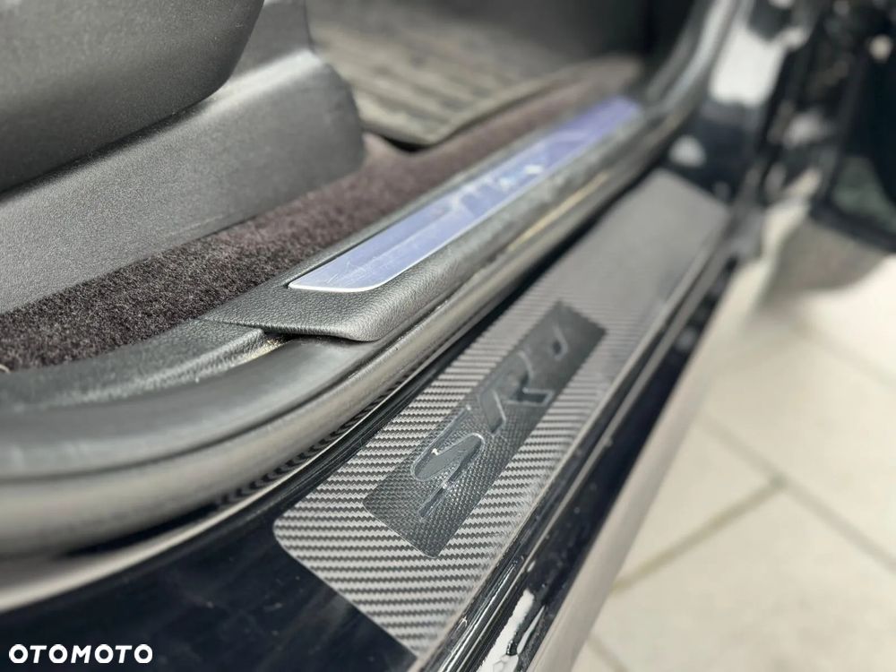 Jeep Grand Cherokee ver-6-4-v8-srt8 - 16