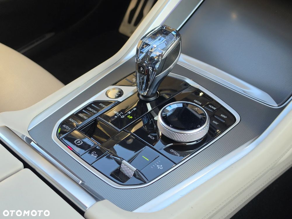 BMW X6 - 16